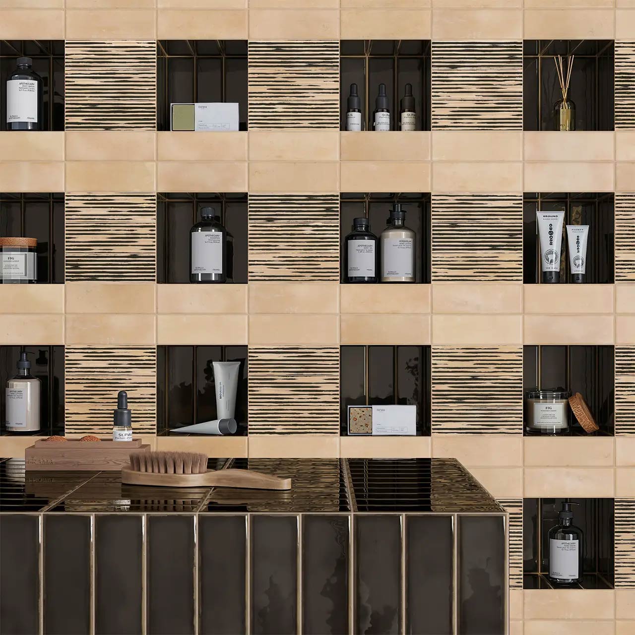 Casablanca Kohl gloss